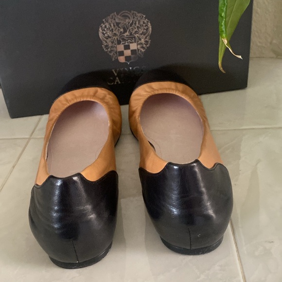 Vince Camuto VC-Linkon cap toe leather ballerina flats. Caramel/Black - Picture 3 of 7